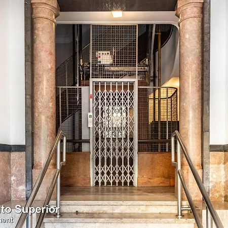 Akicity Amoreiras Sky * リスボン